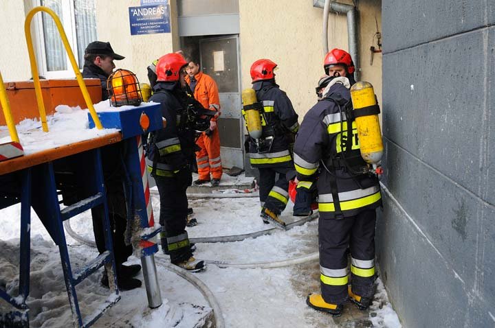 Pożar kamienicy na Bałuckiego zdjęcie nr 41811