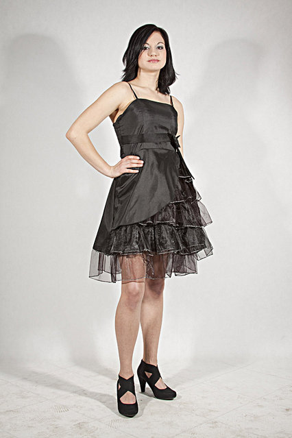 Kandydatka nr 5 - Sylwia Murawiec - 19 lat. Elblążanka. 172 cm wzrostu. Wymiary: 95/66/90. Zainteresowania: