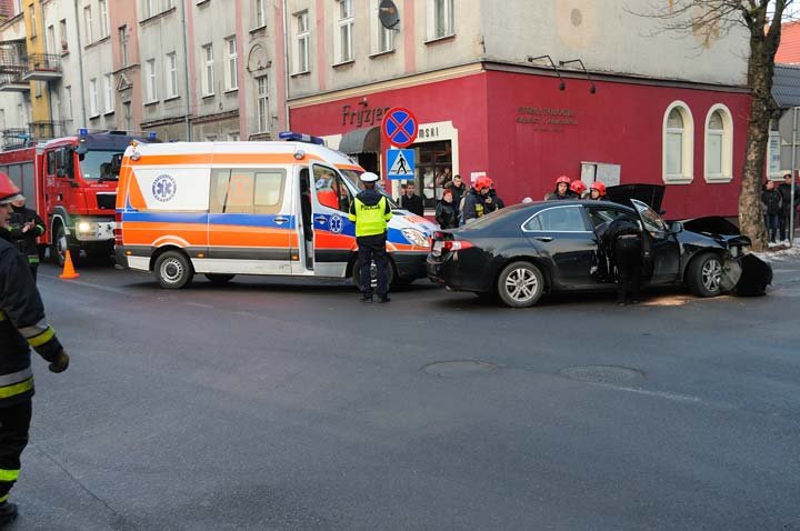 Groźna kolizja na Mickiewicza zdjęcie nr 42665