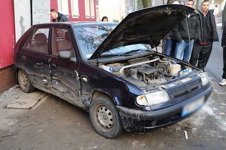 Groźna kolizja na Mickiewicza zdjęcie nr 42658