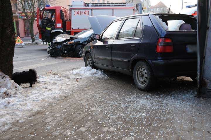 Groźna kolizja na Mickiewicza zdjęcie nr 42663