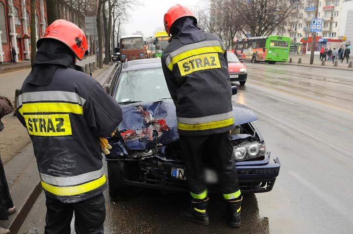 Kolizja na Grunwaldzkiej zdjęcie nr 42864