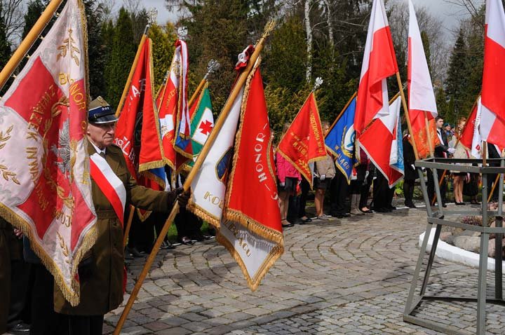 Uroczyste obchody 71. rocznicy Zbrodni Katyńskiej zdjęcie nr 43440