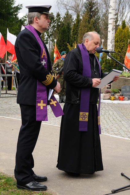 Uroczyste obchody 71. rocznicy Zbrodni Katyńskiej zdjęcie nr 43435
