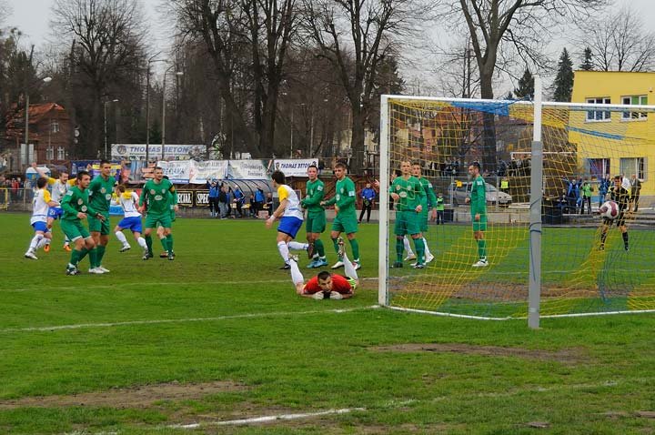 Olimpia Elbląg - Okocimski Brzesko 1:0 zdjęcie nr 43640