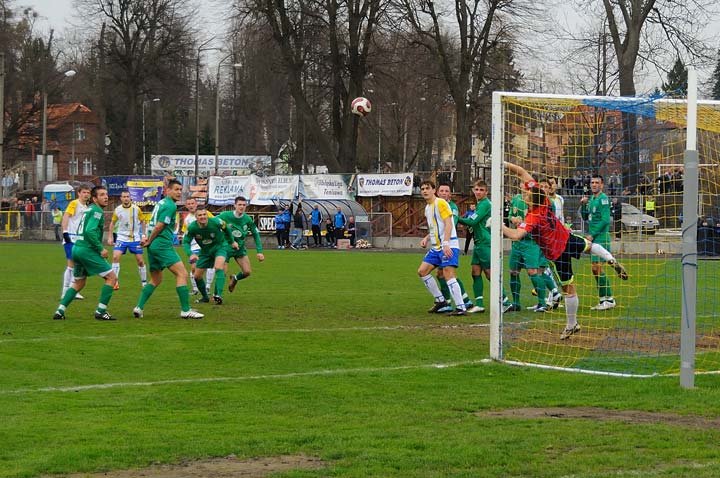 Olimpia Elbląg - Okocimski Brzesko 1:0 zdjęcie nr 43638