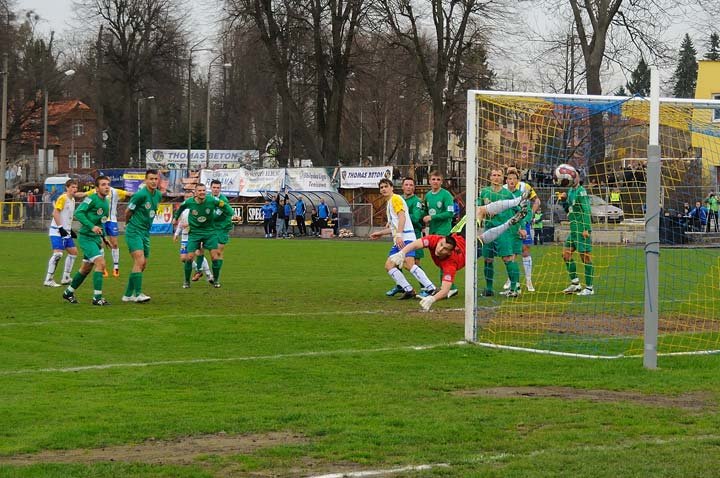 Olimpia Elbląg - Okocimski Brzesko 1:0 zdjęcie nr 43639