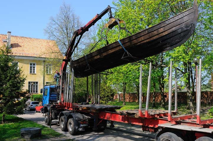 Replika łodzi Św. Wojciecha w elbląskim muzeum zdjęcie nr 43824