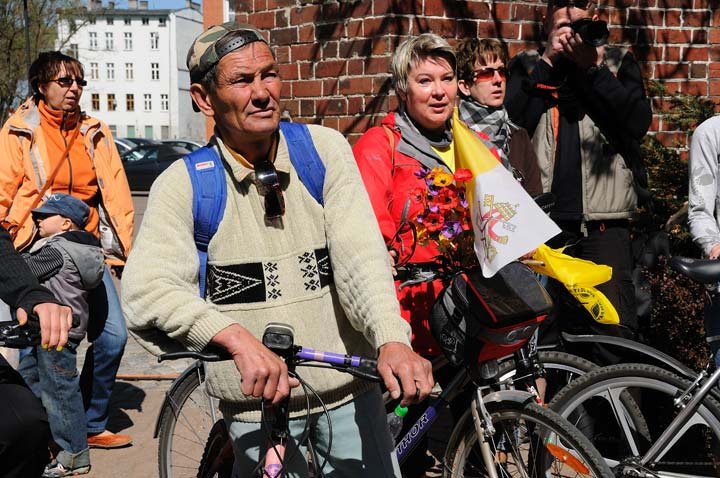 Rowerowy spacer z Janem Pawłem II zdjęcie nr 43983