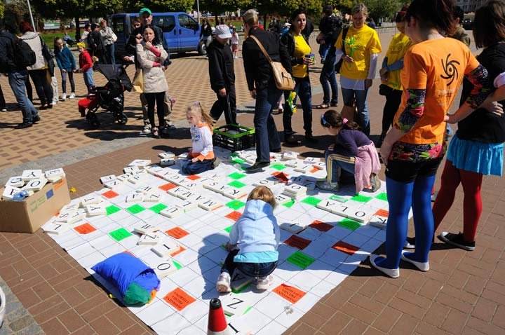 Żonkilowy festyn na rzecz hospicjum zdjęcie nr 44419