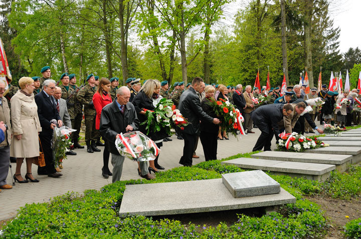 Obchody 66. rocznicy zakończenia II wojny światowej zdjęcie nr 44520