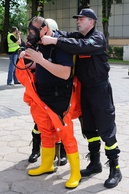 Ćwiczenia strażackie na terenie elbląskiego browaru zdjęcie nr 45487