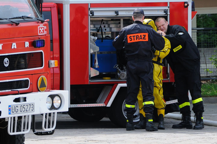 Ćwiczenia strażackie na terenie elbląskiego browaru zdjęcie nr 45480