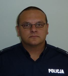 26 - mł. asp. Adam Klonowski,Posterunek Policji w Tolkmicku