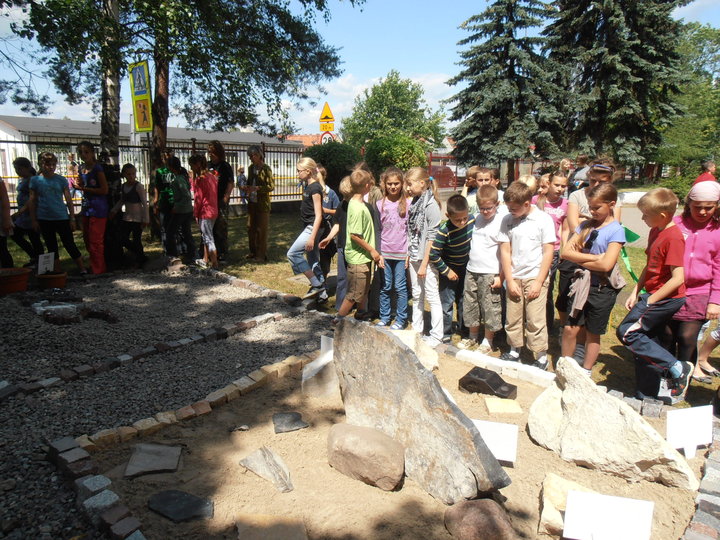 Przyszkolne muzeum geologiczne zdjęcie nr 46658