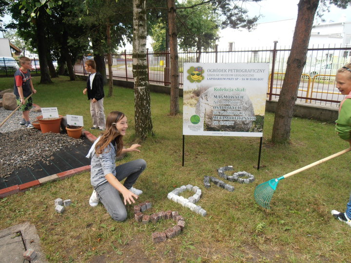 Przyszkolne muzeum geologiczne zdjęcie nr 46652