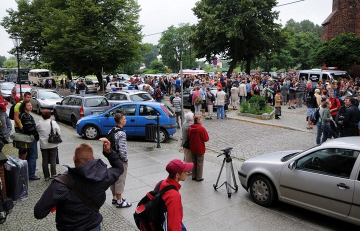 Wyruszyła pielgrzymka piesza na Jasną Górę zdjęcie nr 47602