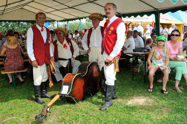 IX Targi Pszczelarskie i Tradycyjnej Żywności w Karczowiskach Górnych zdjęcie nr 47854