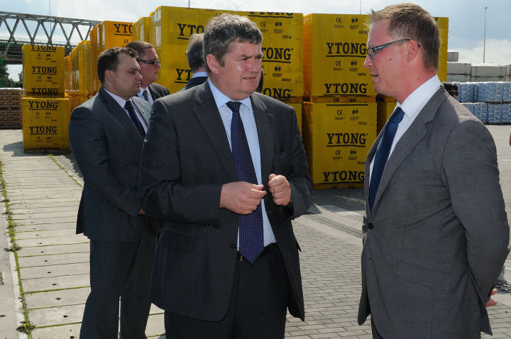 Wizyta wiceministra rolnictwa w elbląskim porcie zdjęcie nr 47988