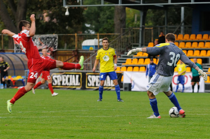 Trzecia z rzędu porażka Olimpii zdjęcie nr 48824