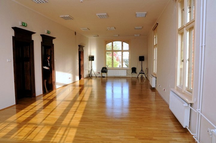 Nowa siedziba Młodzieżowego  Domu Kultury zdjęcie nr 49294
