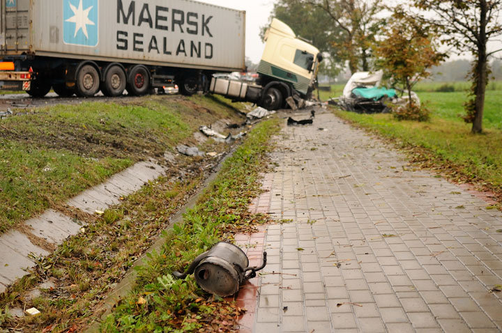 Śmiertelny wypadek w Kazimierzowie zdjęcie nr 49567