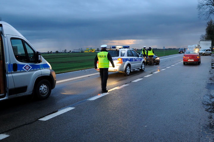 Wypadek koło Nowego Dworu Elbląskiego zdjęcie nr 49585