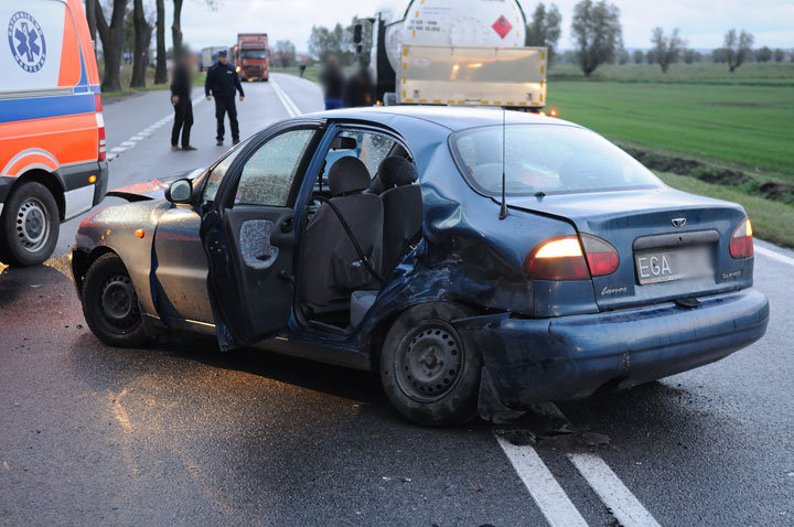 Wypadek koło Nowego Dworu Elbląskiego zdjęcie nr 49580