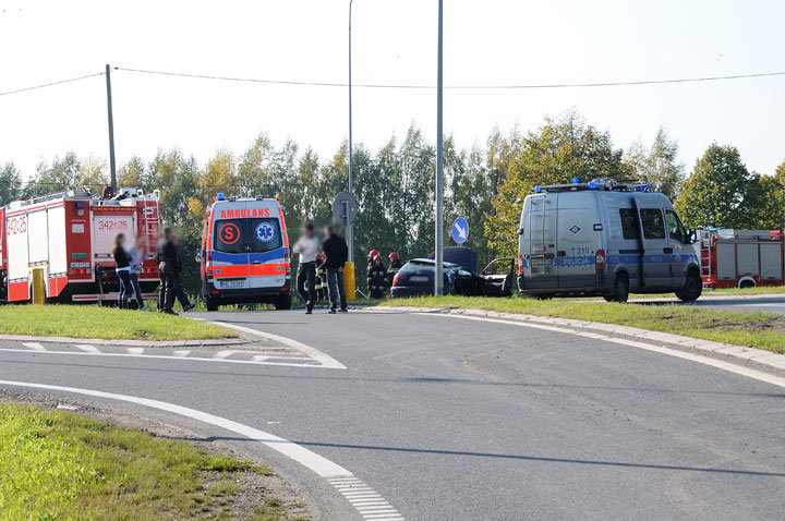 Kolejny wypadek na skrzyżowaniu w Kazimierzowie zdjęcie nr 49724