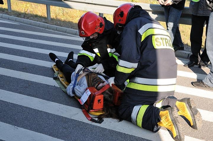 Wypadek autokaru na obwodnicy - ćwiczenia zdjęcie nr 50049