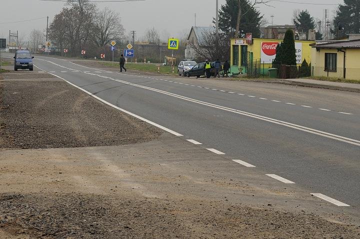 Pijany uderzył w sklep zdjęcie nr 50383