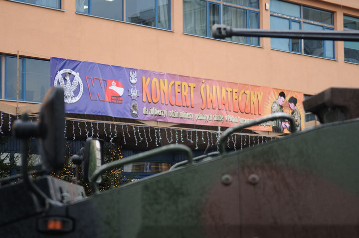 Koncert świąteczny dla żołnierzy i ich rodzin zdjęcie nr 51557