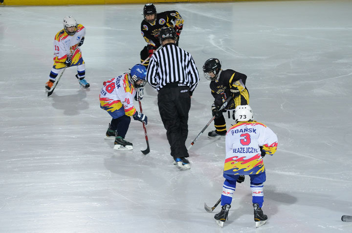 Grali najmłodsi hokeiści zdjęcie nr 51598