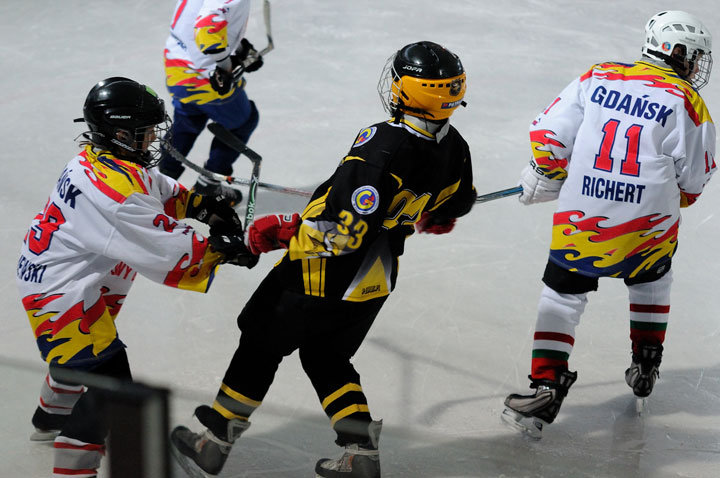 Grali najmłodsi hokeiści zdjęcie nr 51603