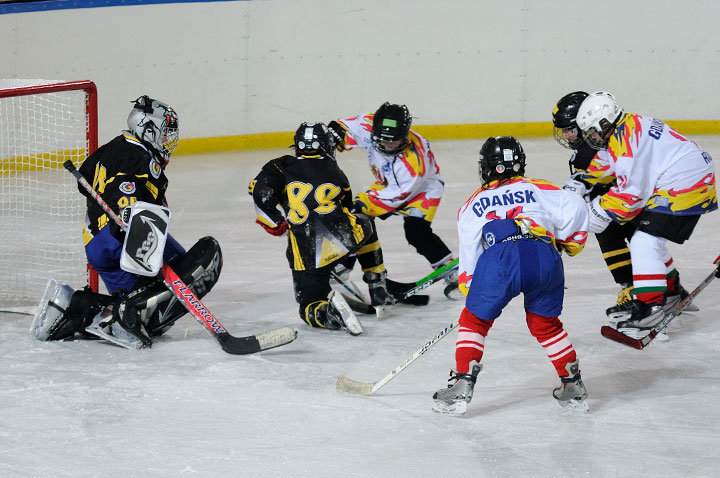 Grali najmłodsi hokeiści zdjęcie nr 51611