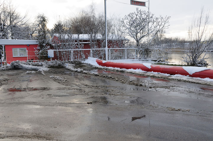 Elbląg Woda wciąż wysoka ale opada