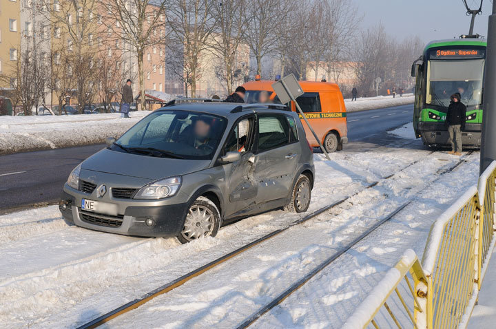 Elbląg Scenic wjechał pod tramwaj