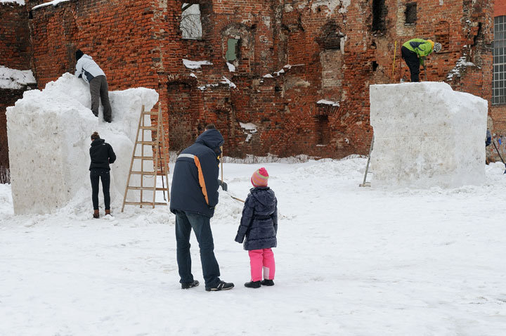 Rzeźby śniegowe w Galerii El zdjęcie nr 53376
