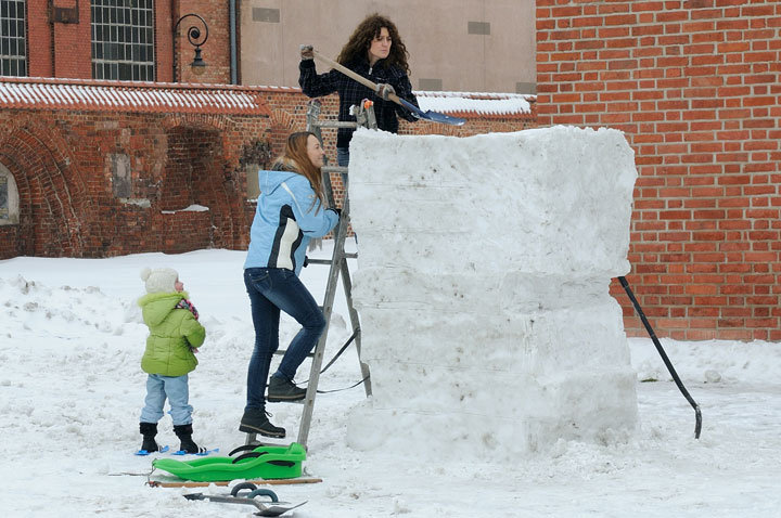 Rzeźby śniegowe w Galerii El zdjęcie nr 53370