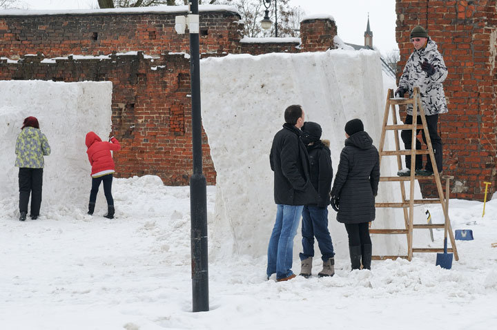 Rzeźby śniegowe w Galerii El zdjęcie nr 53366