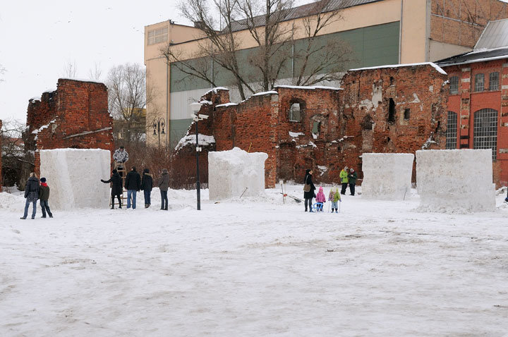 Rzeźby śniegowe w Galerii El zdjęcie nr 53363