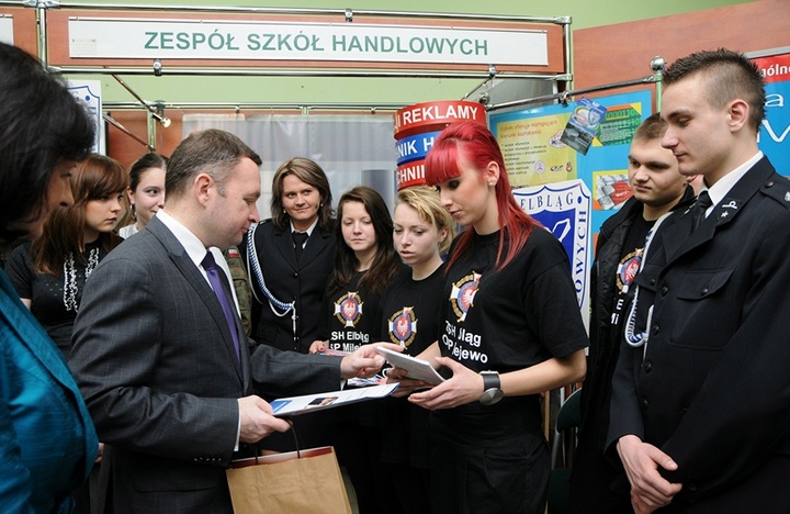 Targowanie się elbląskich szkół (o ucznia) zdjęcie nr 54448