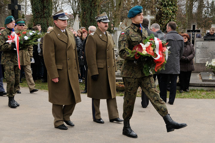 Obchody 72. rocznicy Zbrodni Katyńskiej zdjęcie nr 55345