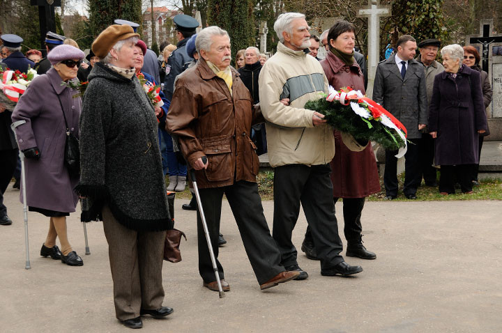 Obchody 72. rocznicy Zbrodni Katyńskiej zdjęcie nr 55348