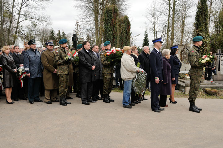 Obchody 72. rocznicy Zbrodni Katyńskiej zdjęcie nr 55338