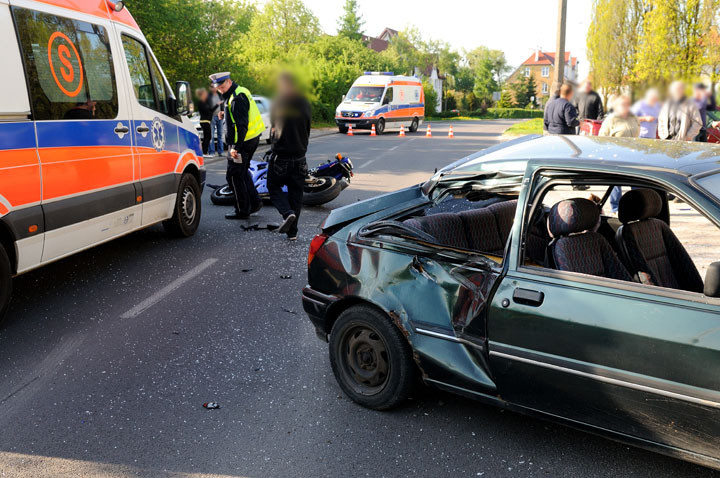 Wypadek na Sienkiewicza: motocyklista w szpitalu zdjęcie nr 56441