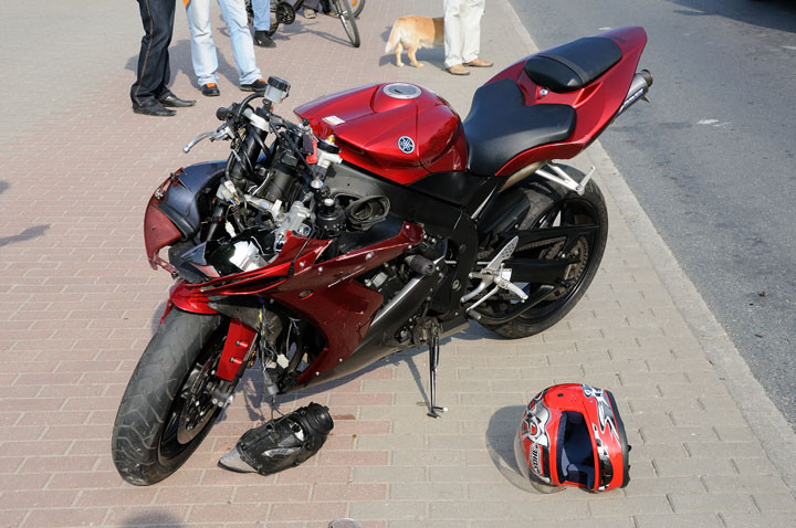Wypadek: fordem zajechał drogę motocykliście zdjęcie nr 56463