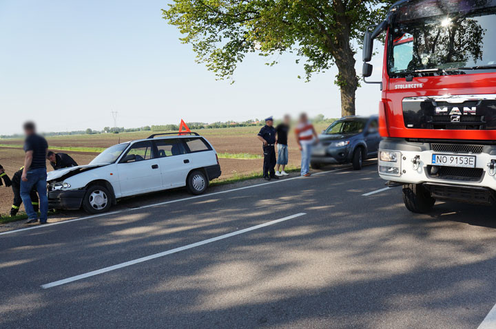 Wypadek przed Jegłownikiem: jedna osoba ranna zdjęcie nr 57215