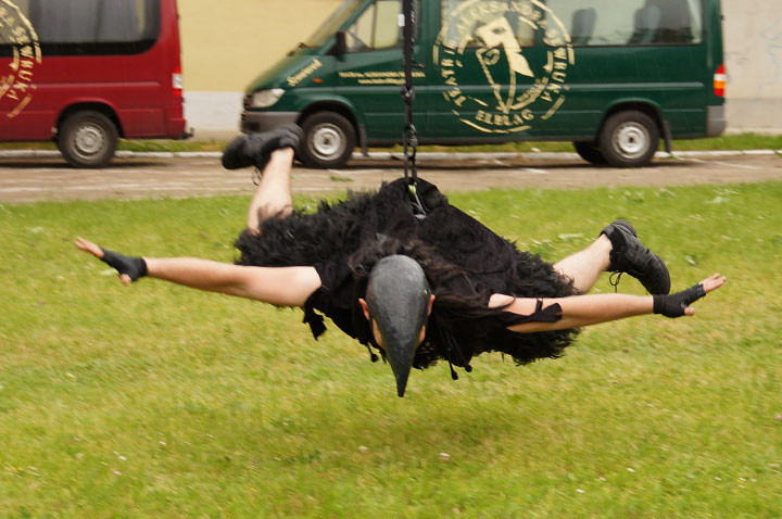 Kaskaderski happening przed premierą zdjęcie nr 57554