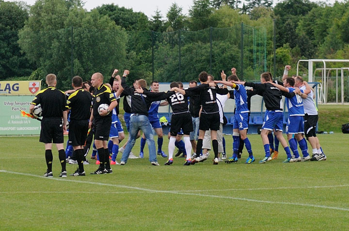 Zwycięstwo Sokoła nad Olimpią 2004 zdjęcie nr 57840